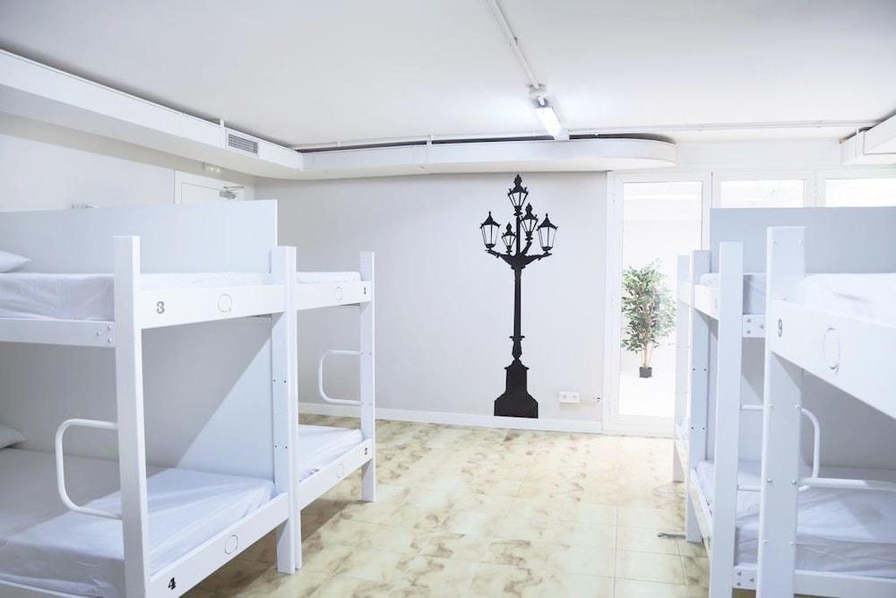 Hola Hostal Eixample برشلونة المظهر الخارجي الصورة