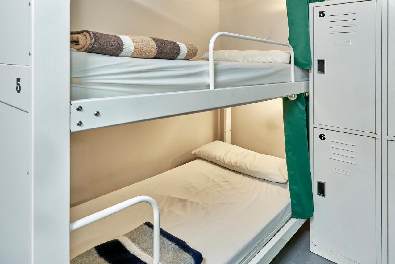 Hola Hostal Eixample برشلونة المظهر الخارجي الصورة