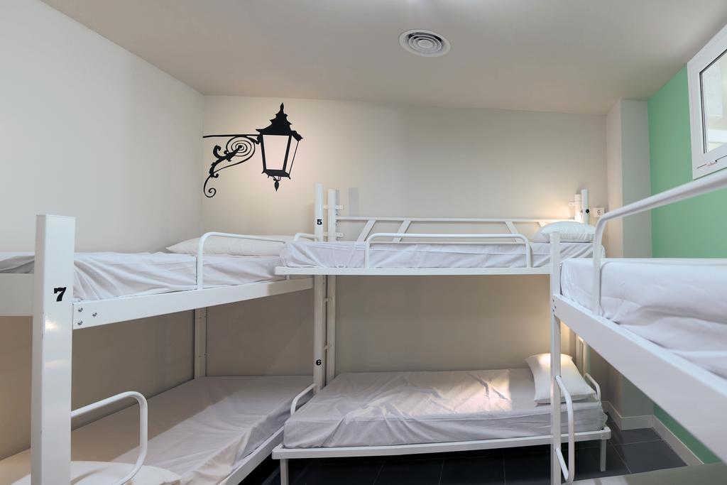 Hola Hostal Eixample برشلونة الغرفة الصورة